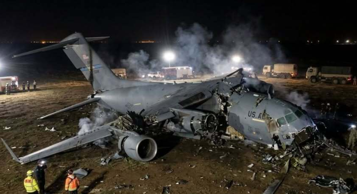 US military aircraft wreckage in Iraq crash site